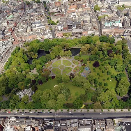 Penthouse Seconds From Grafton Street *